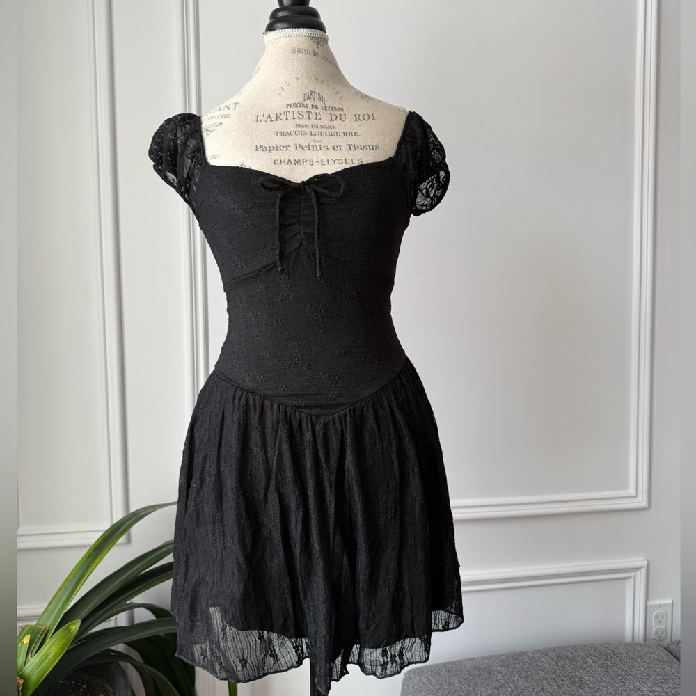 21 Saints Elegant Black Lace Mini Dress